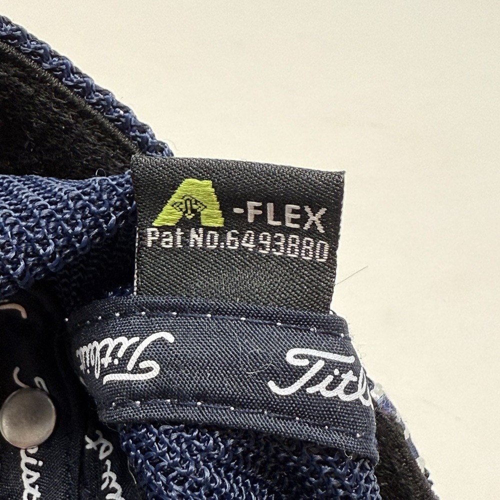 Titleist Small Offset Logo Red Sky Golf Tour Hat Mesh Flex Fitted Cap M/L Blue - Picture 11 of 13